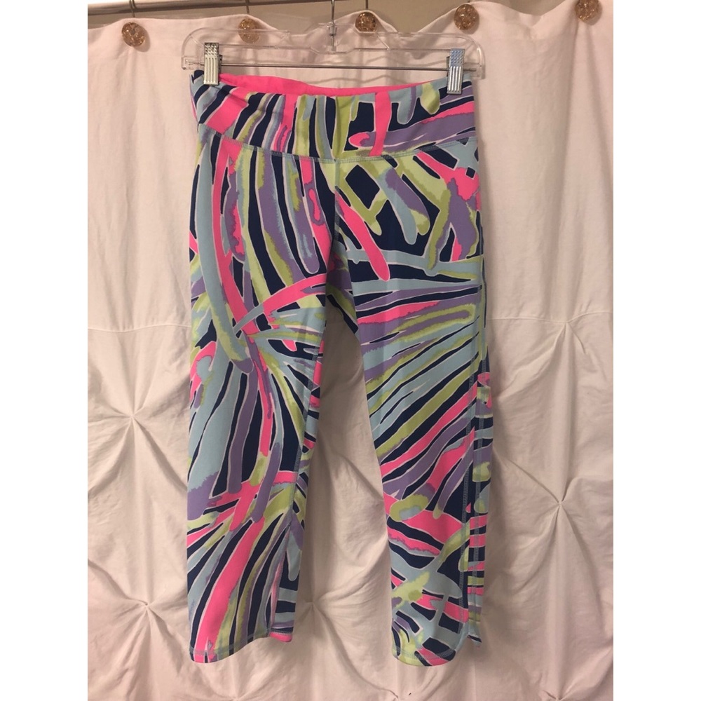 Like New Lilly Pulitzer Cropped Leggings! Size M